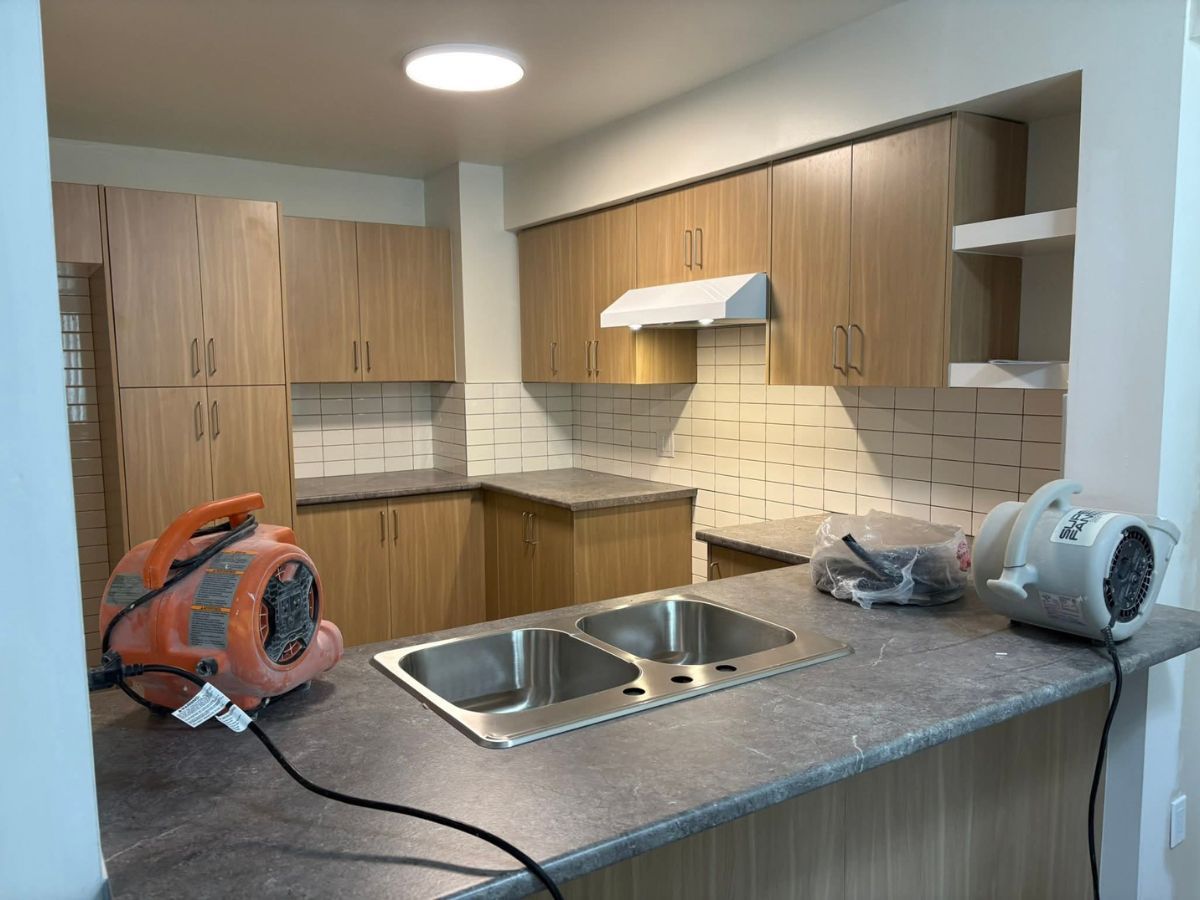 Region of Peel Staionview Kitchen Renovations - GH Electrical Services - Region of Peel Staionview Kitchen Renovations - GH Electrical Services 2